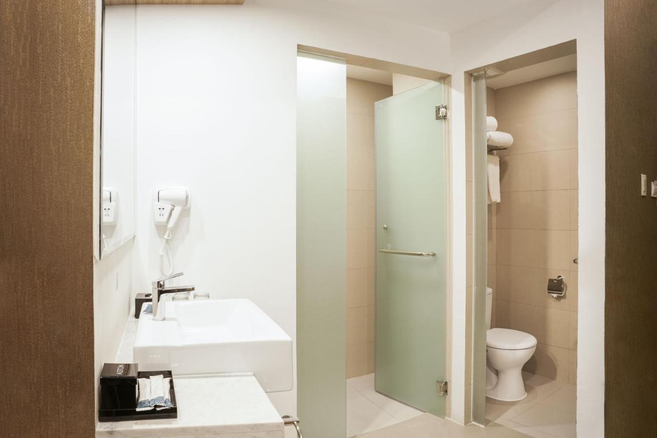 Aston Kemayoran City Hotel Jakarta Kültér fotó